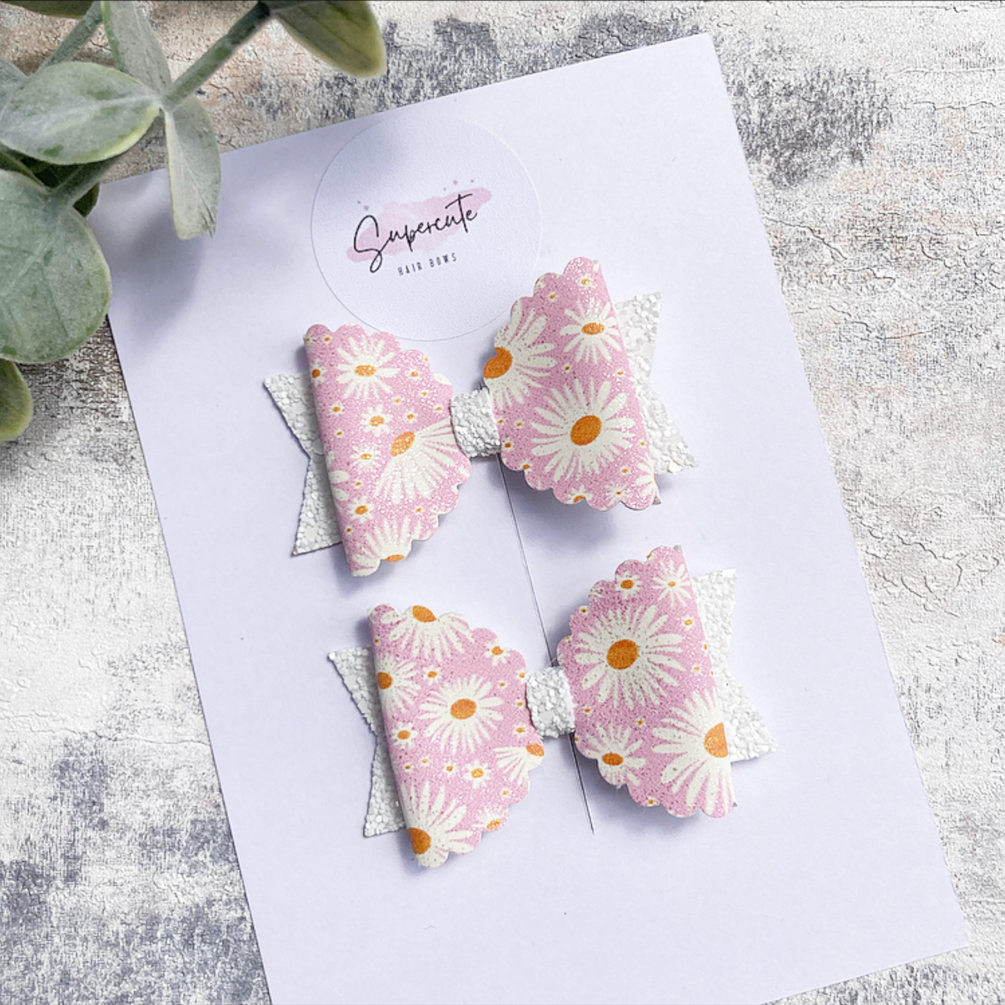 Pink Daisy Mini Pigtail Bows