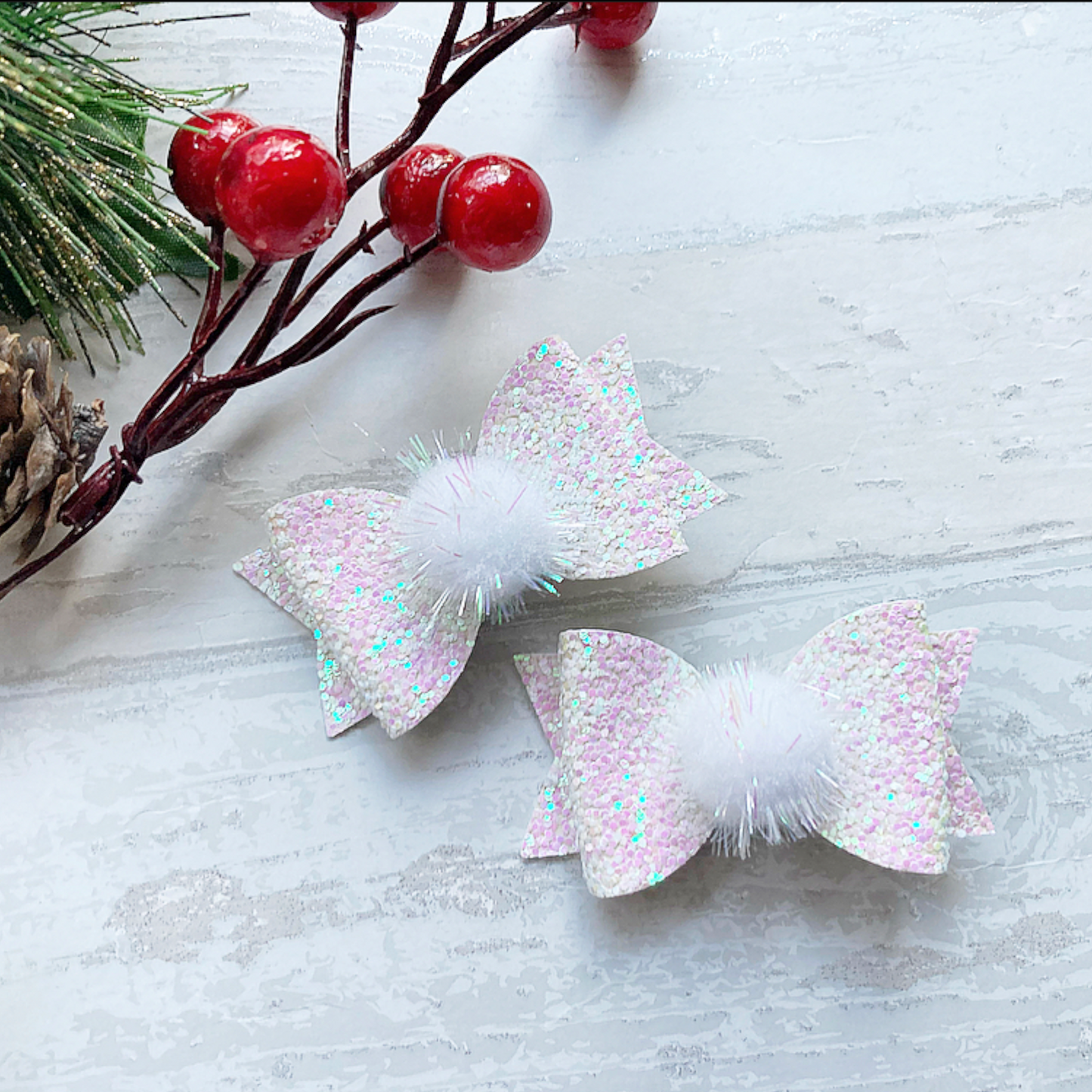 White Glitter Pom Piggies Mini Bows