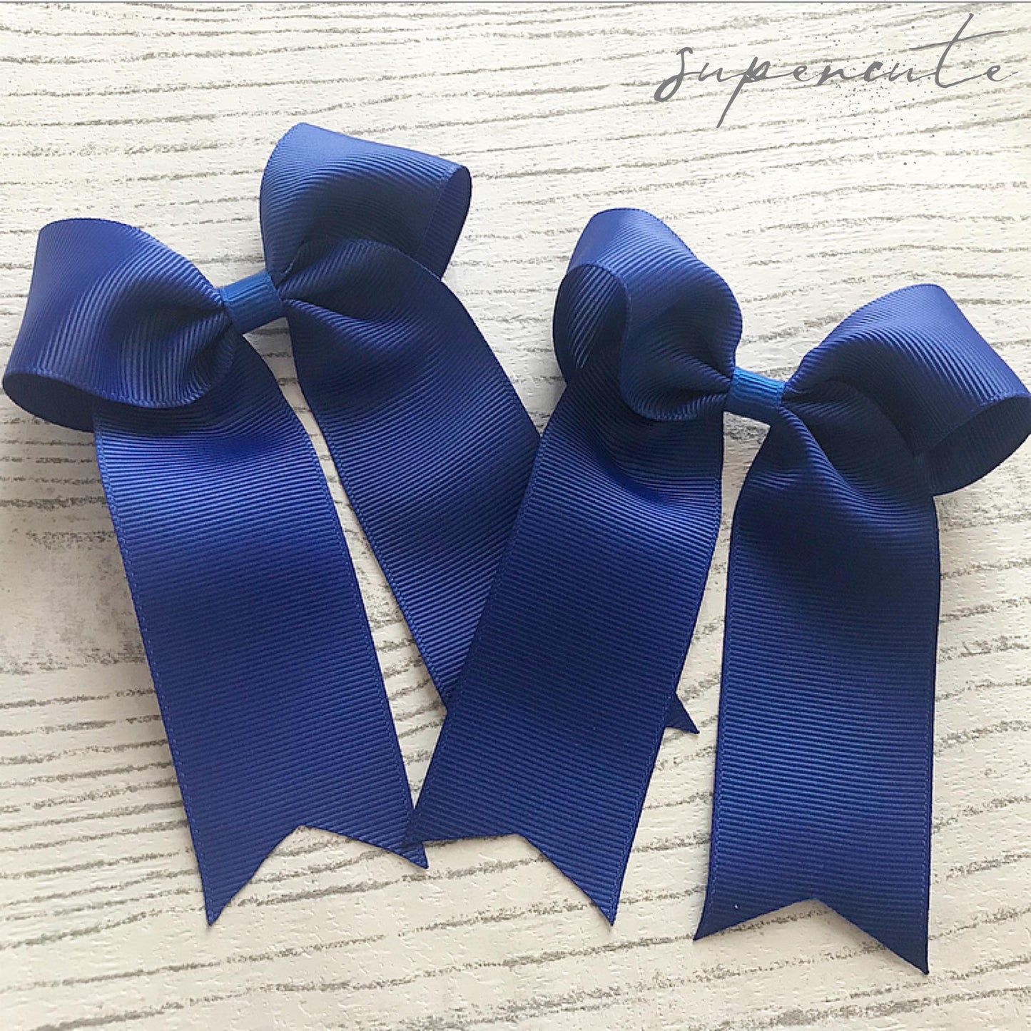 Long Tail School Hair Bobbles